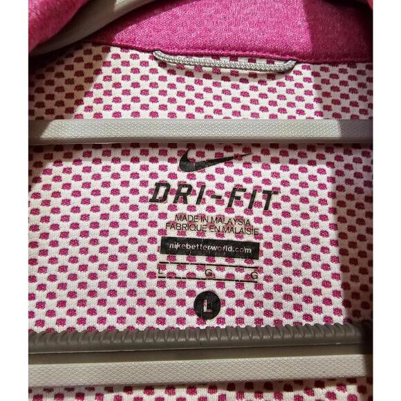 Nike Dri-FIT Women's Jacket - Stylish and Breathable! - Picture 2 of 2